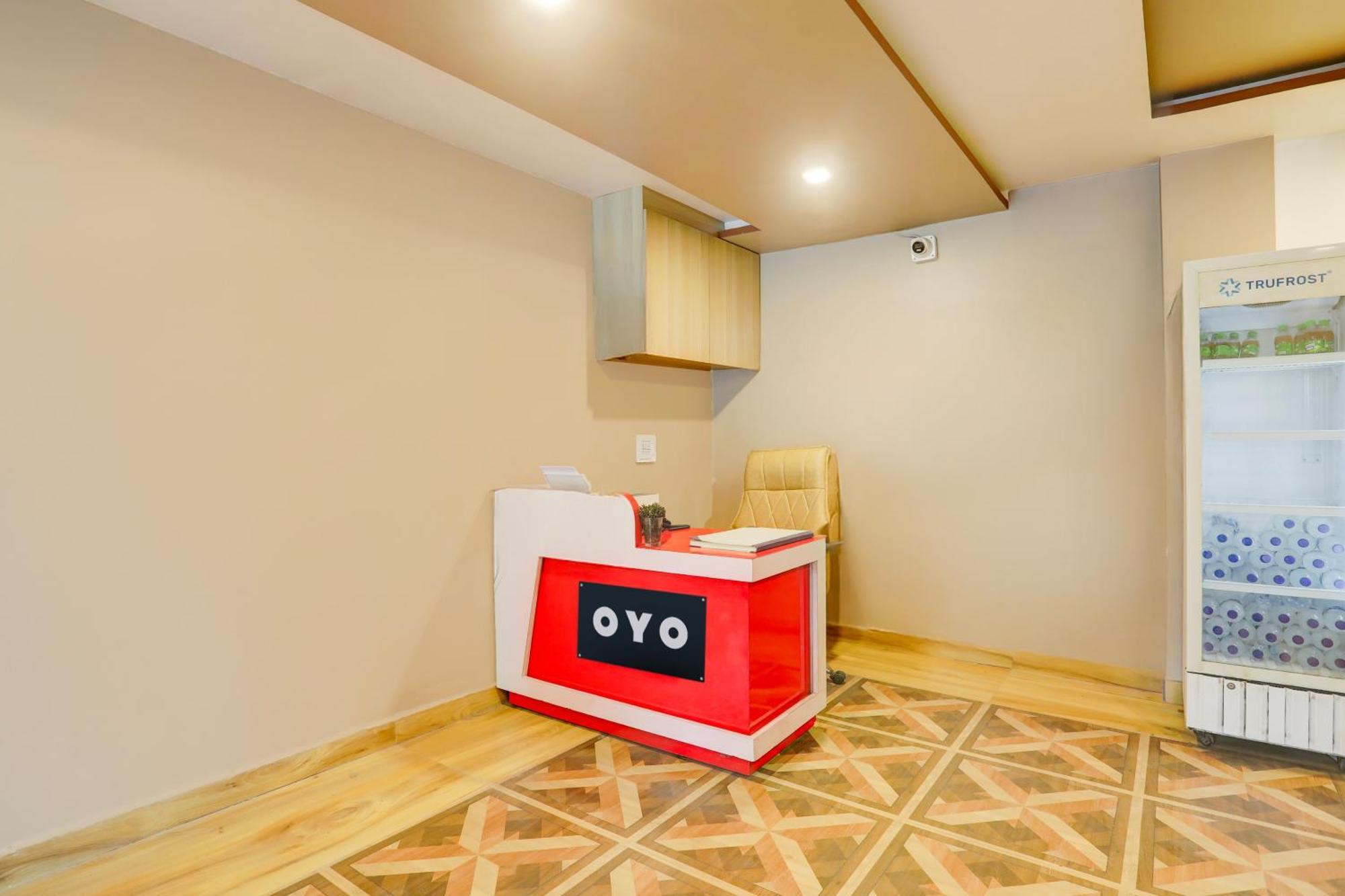 Hotel O Shivay Palace 3*