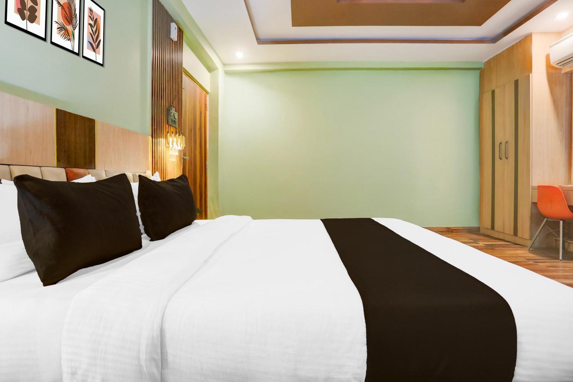 O Shivay Palace 3*