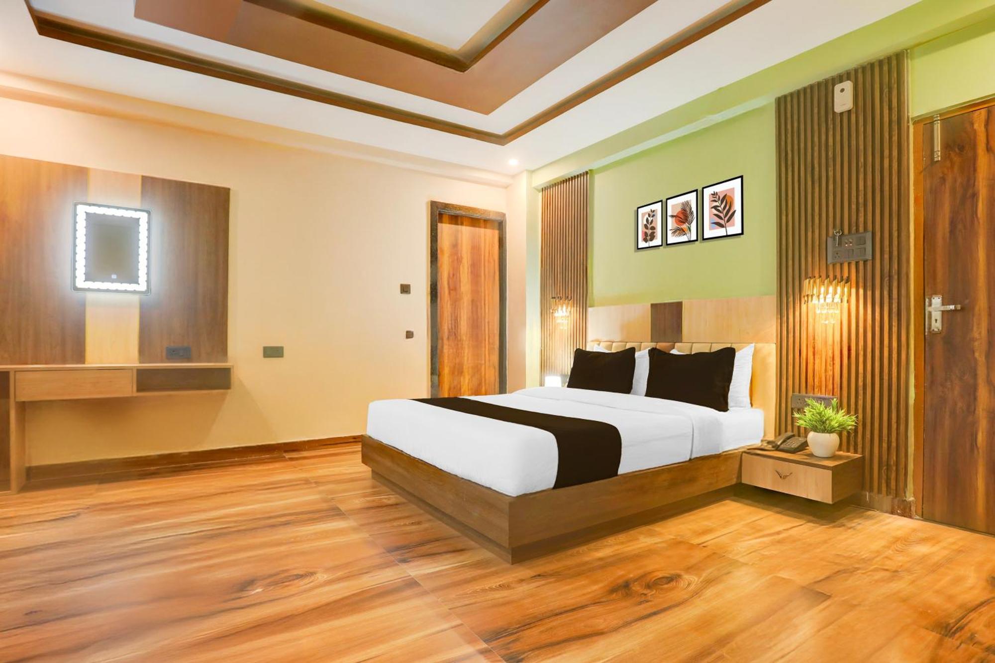 O Shivay Palace Hotel 3*